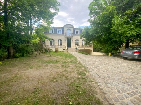 Maison, 10 pièces, 330m2