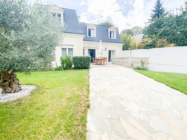 Maison, 8 pièces, 225m2