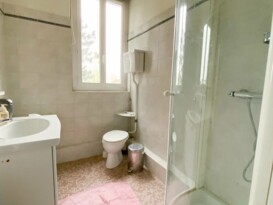 Maison, 9 pièces, 180m2
