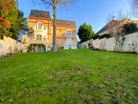 Maison, 9 pièces, 210m2