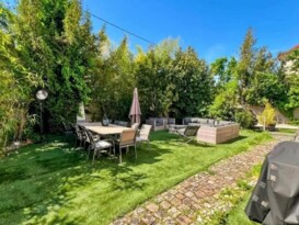Maison, 8 pièces, 263m2