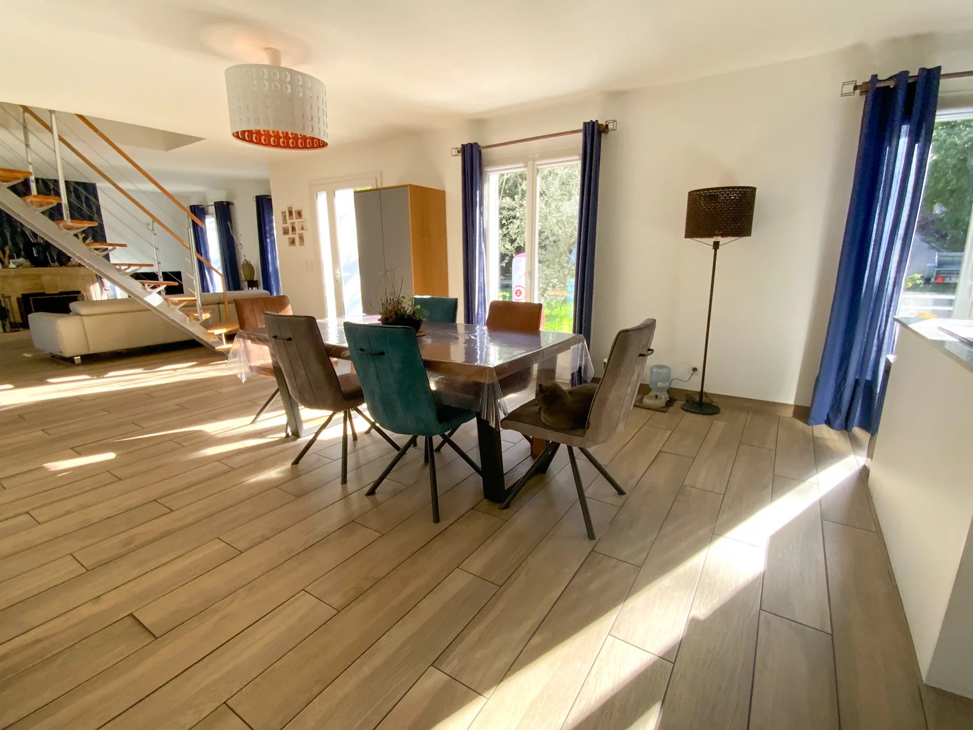 Maison, 9 pièces, 200m2