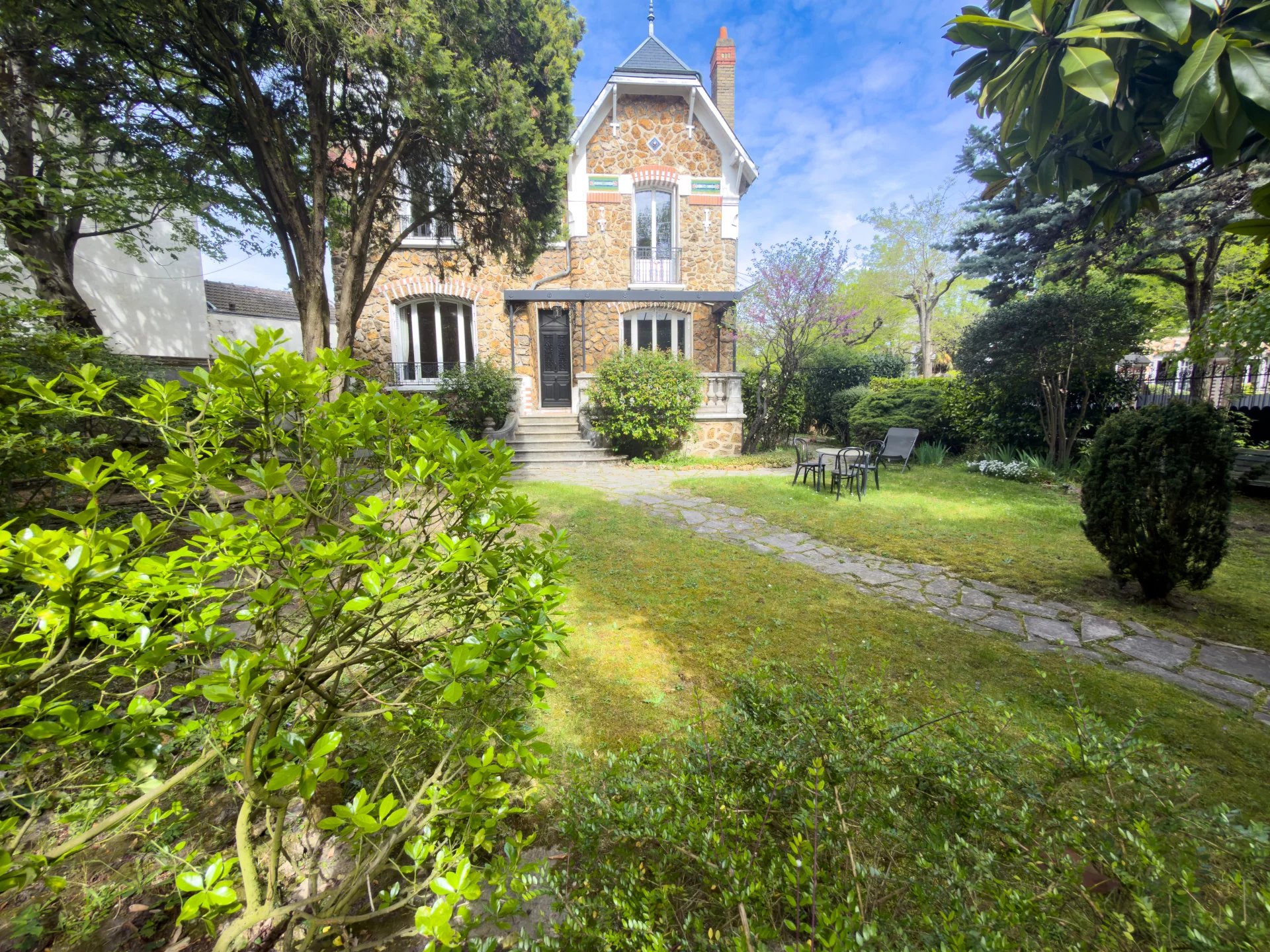 Maison, 8 pièces, 183m2