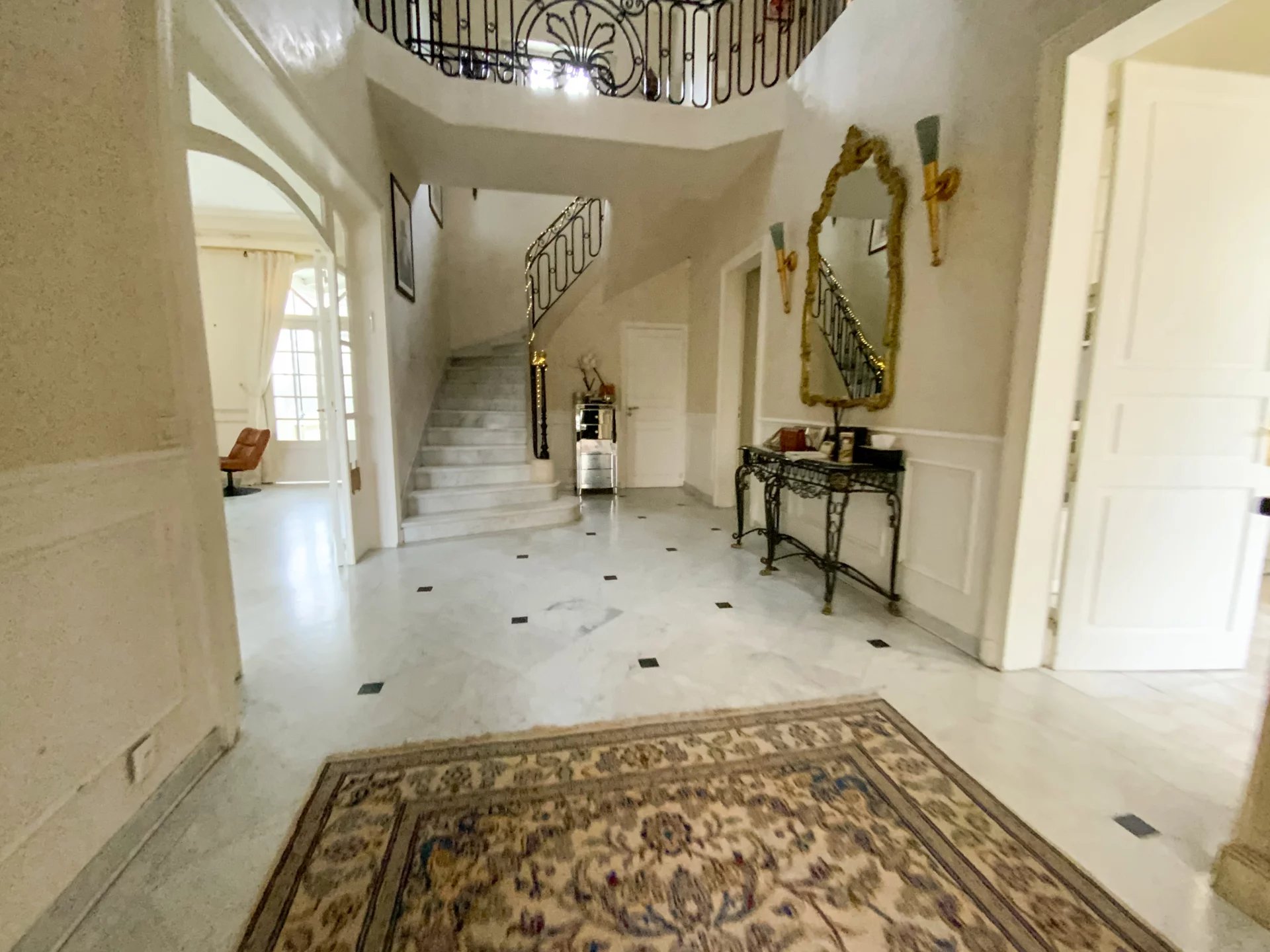 Maison, 10 pièces, 330m2