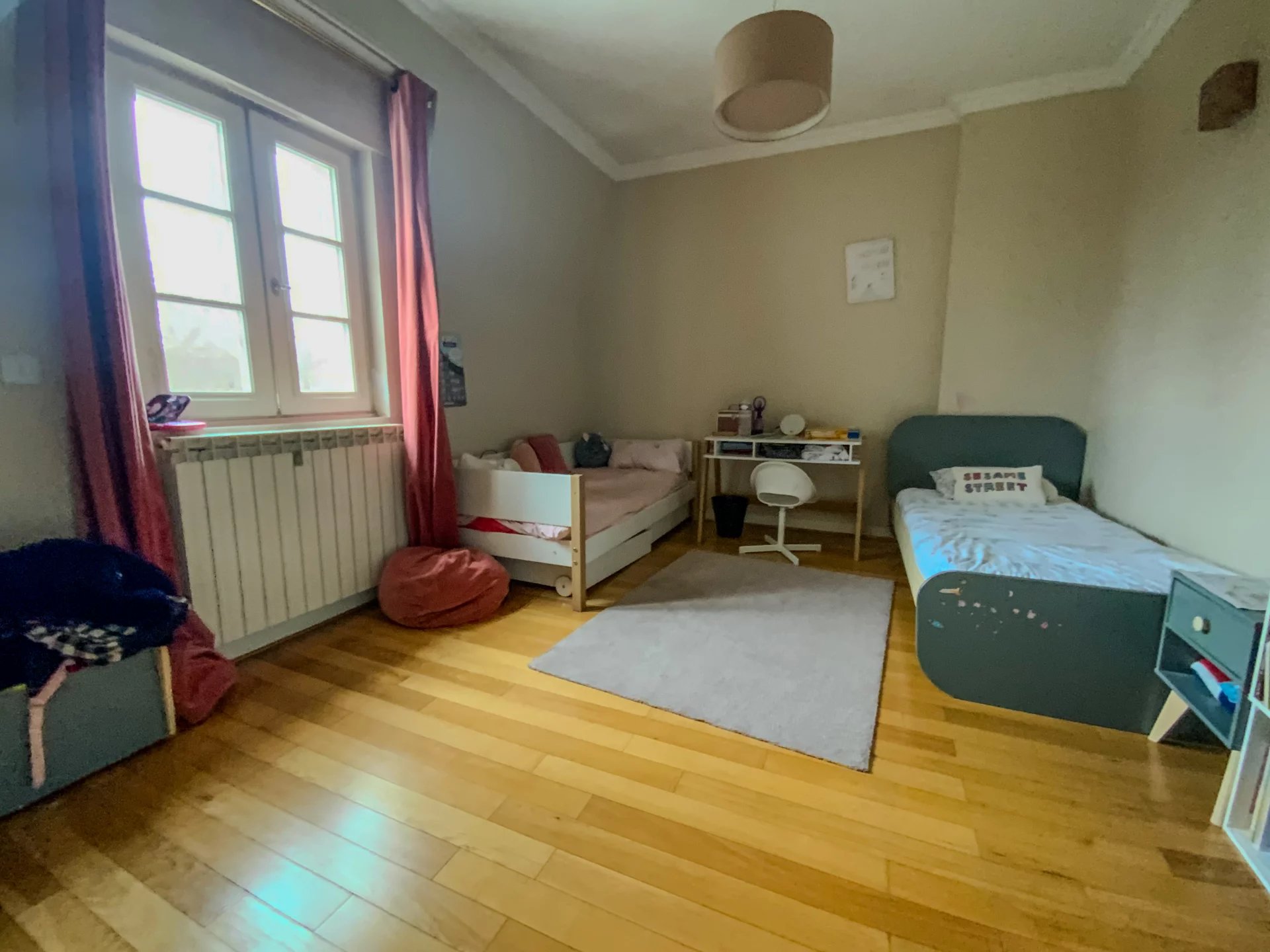 Maison, 10 pièces, 330m2