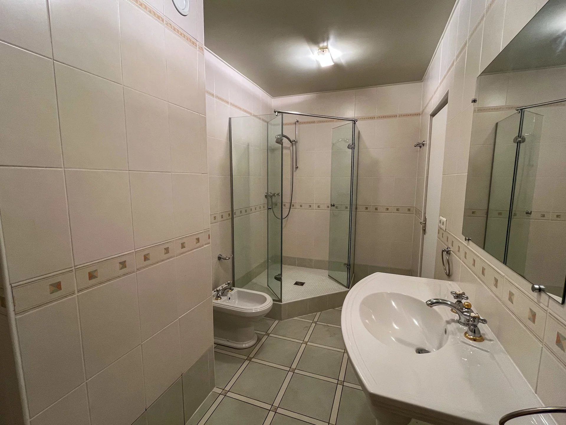 Appartement, 5 pièces, 102m2