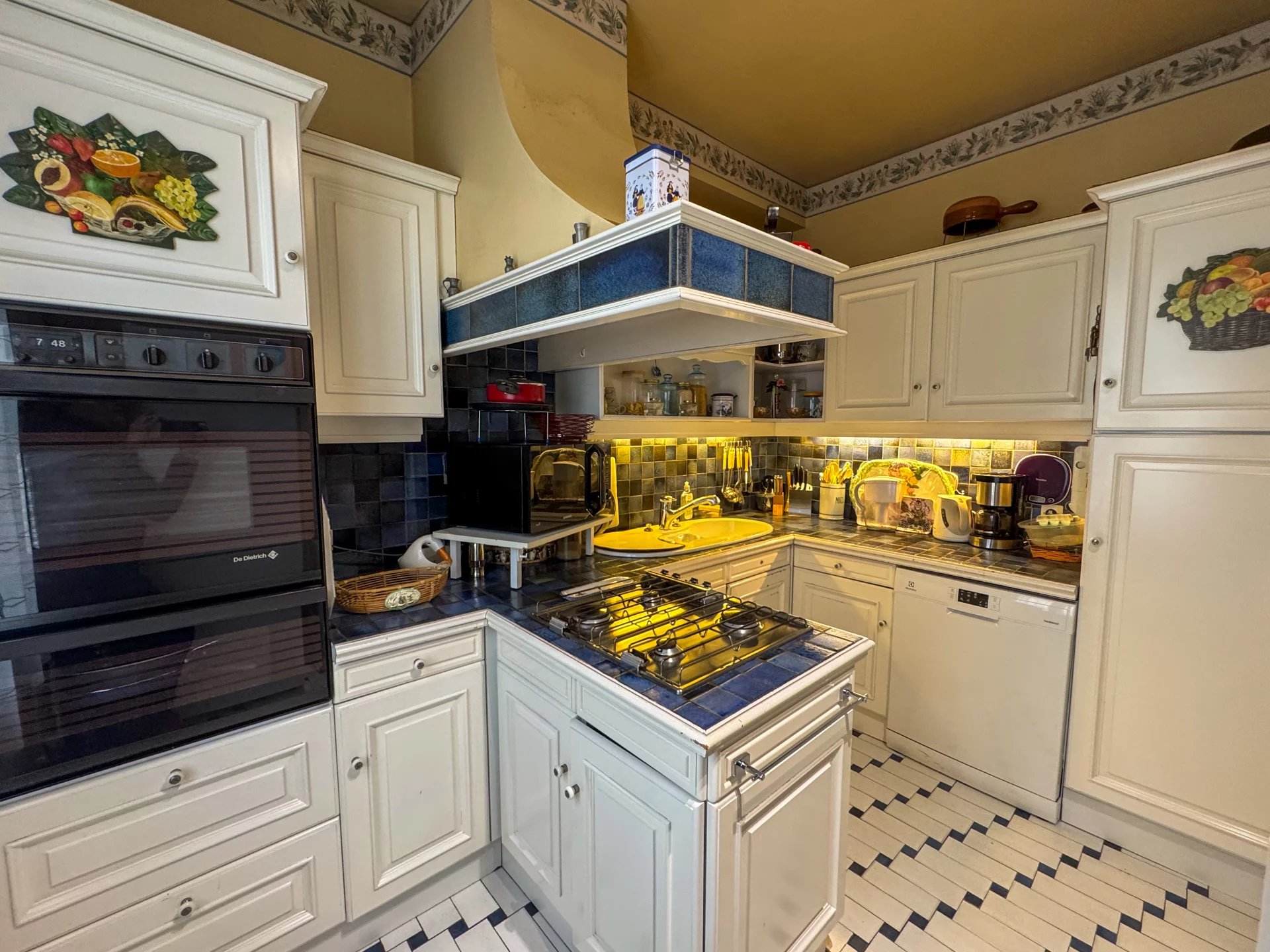 Maison, 10 pièces, 235m2