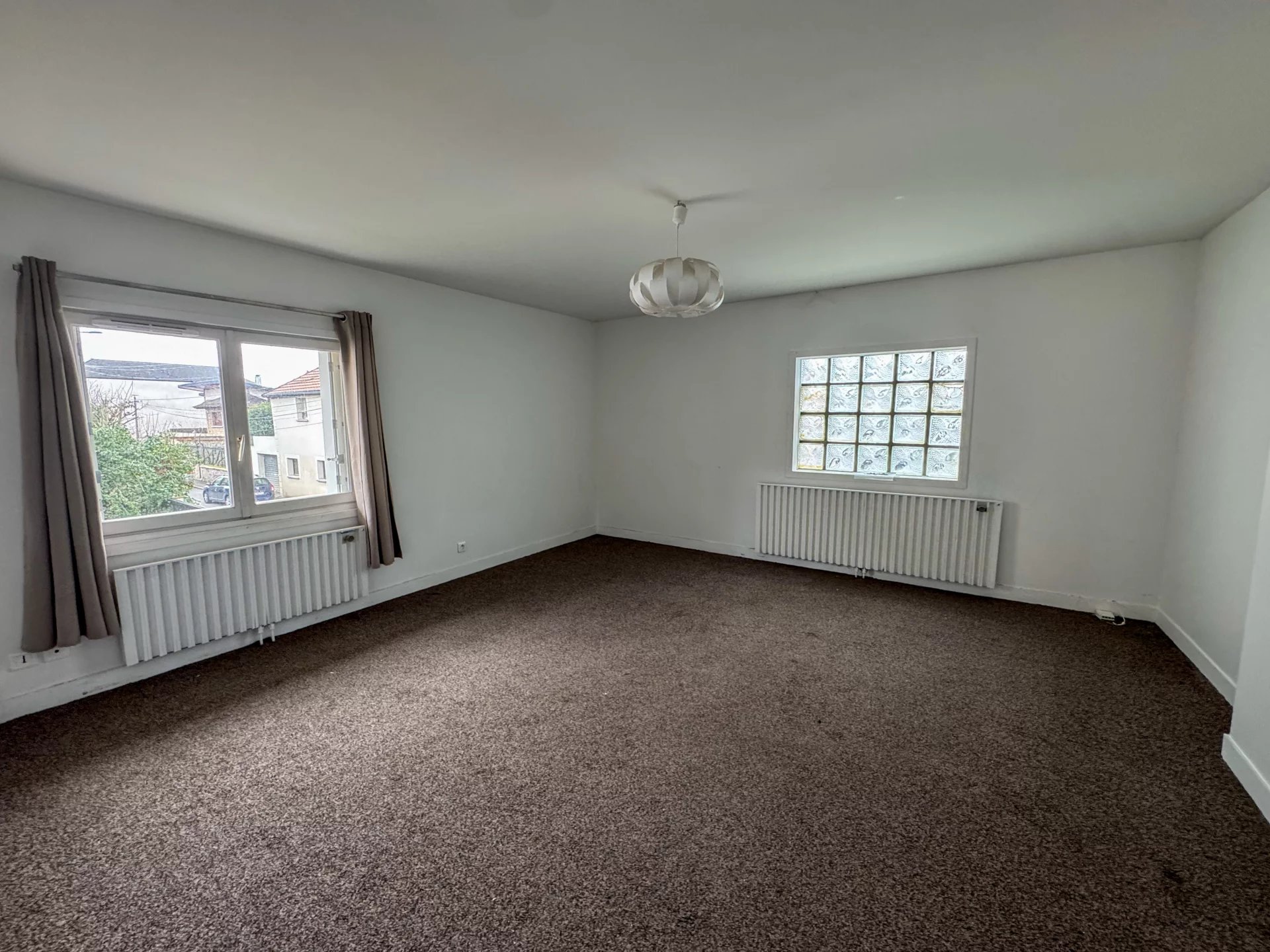 Maison, 10 pièces, 235m2