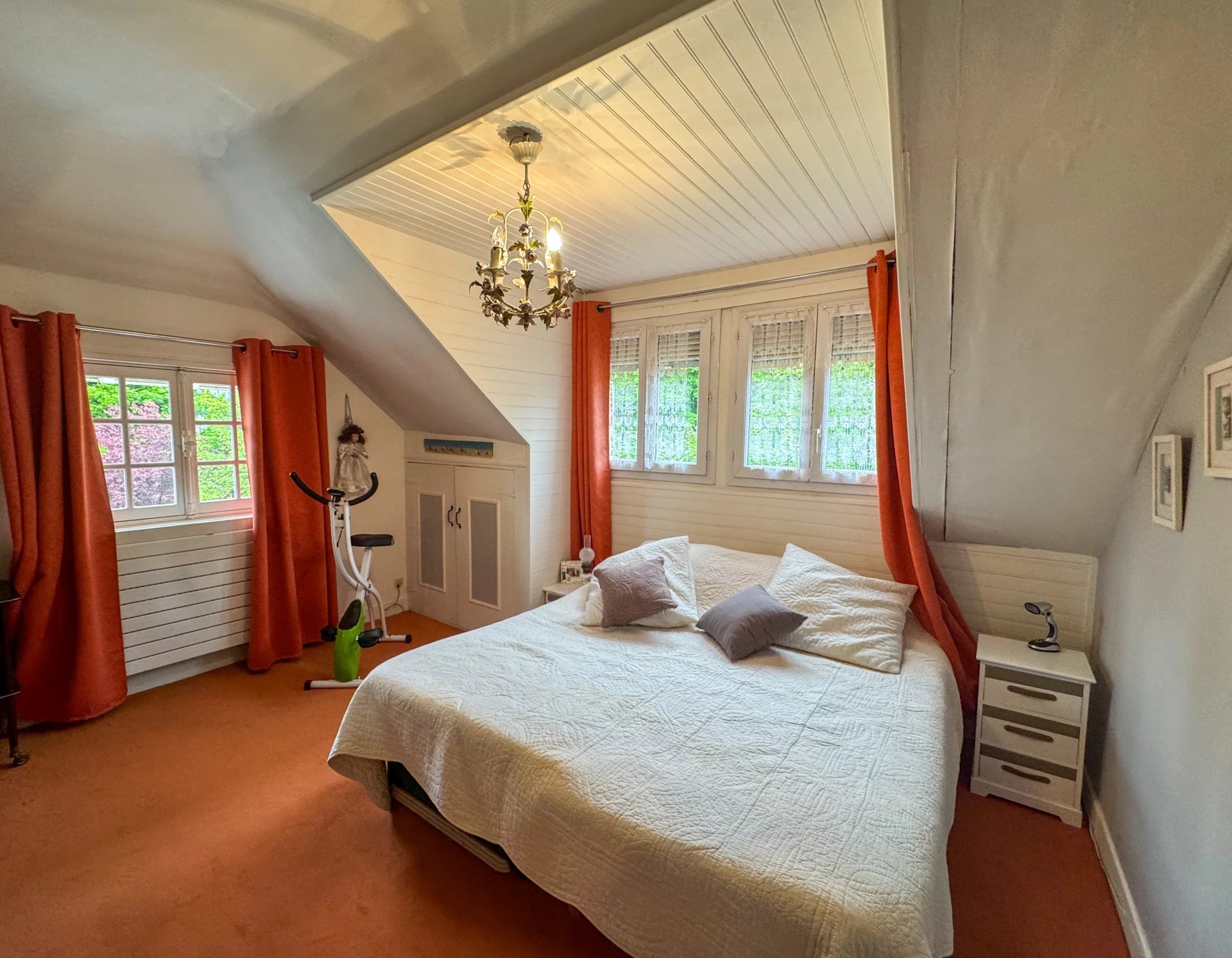 Maison, 10 pièces, 235m2