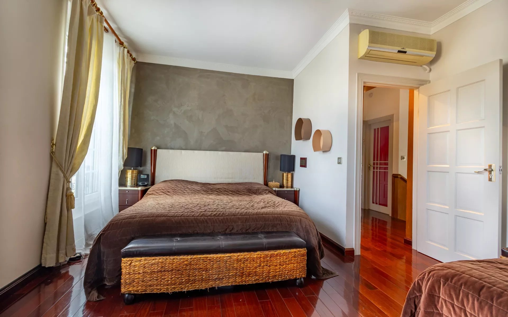 Maison, 8 pièces, 263m2