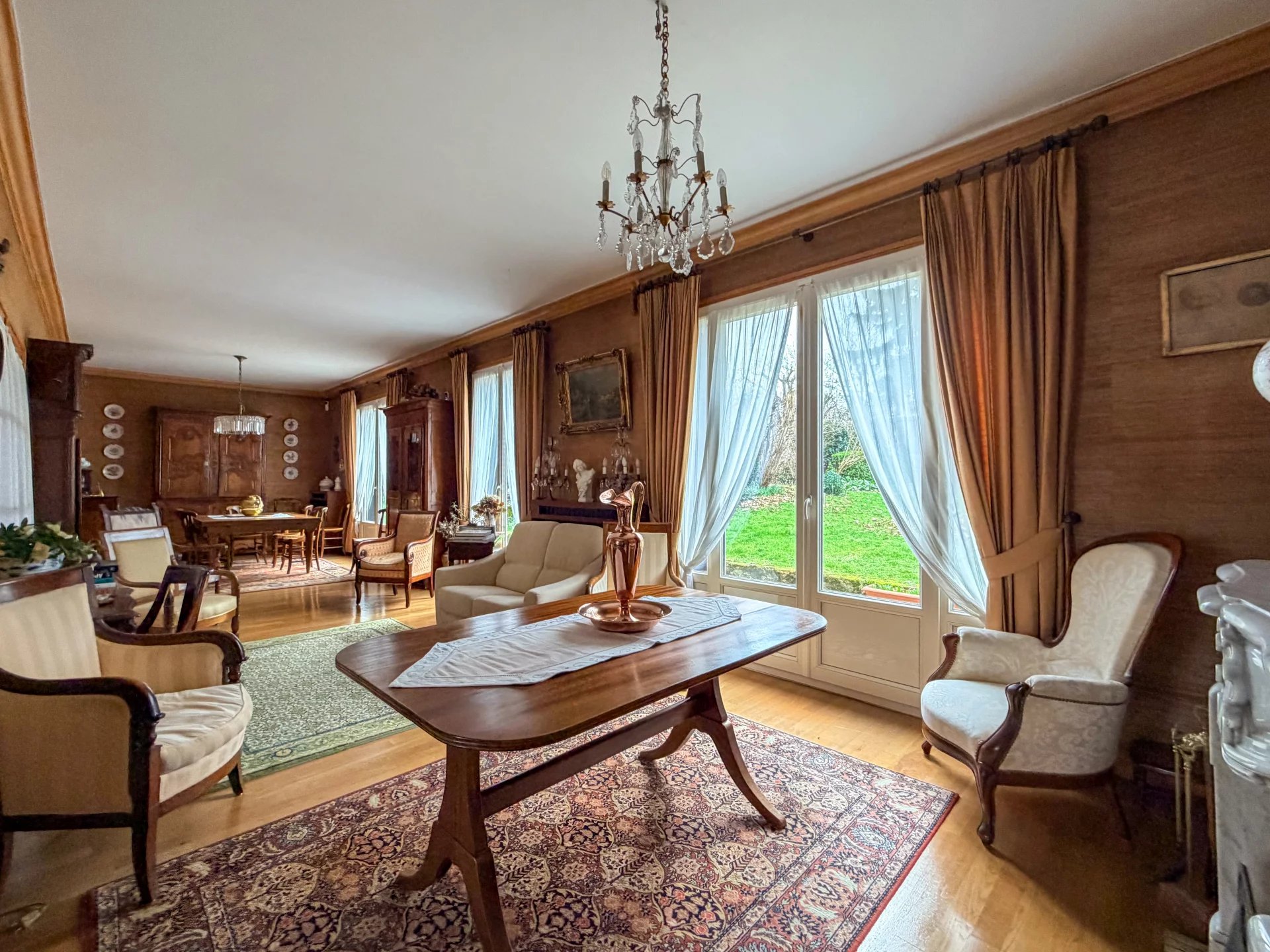 Maison, 10 pièces, 220m2