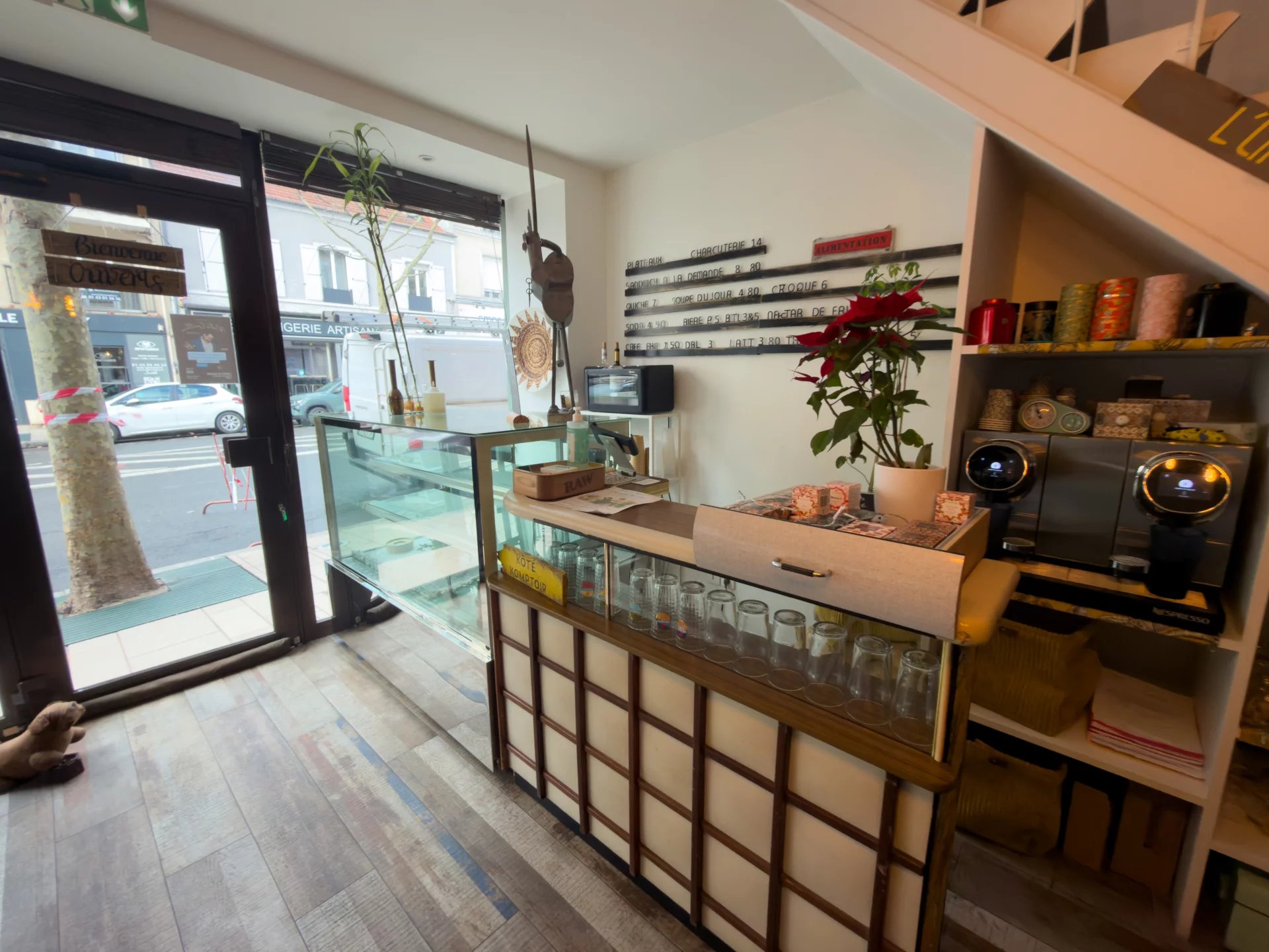 Commerce, 3 pièces, 0m2