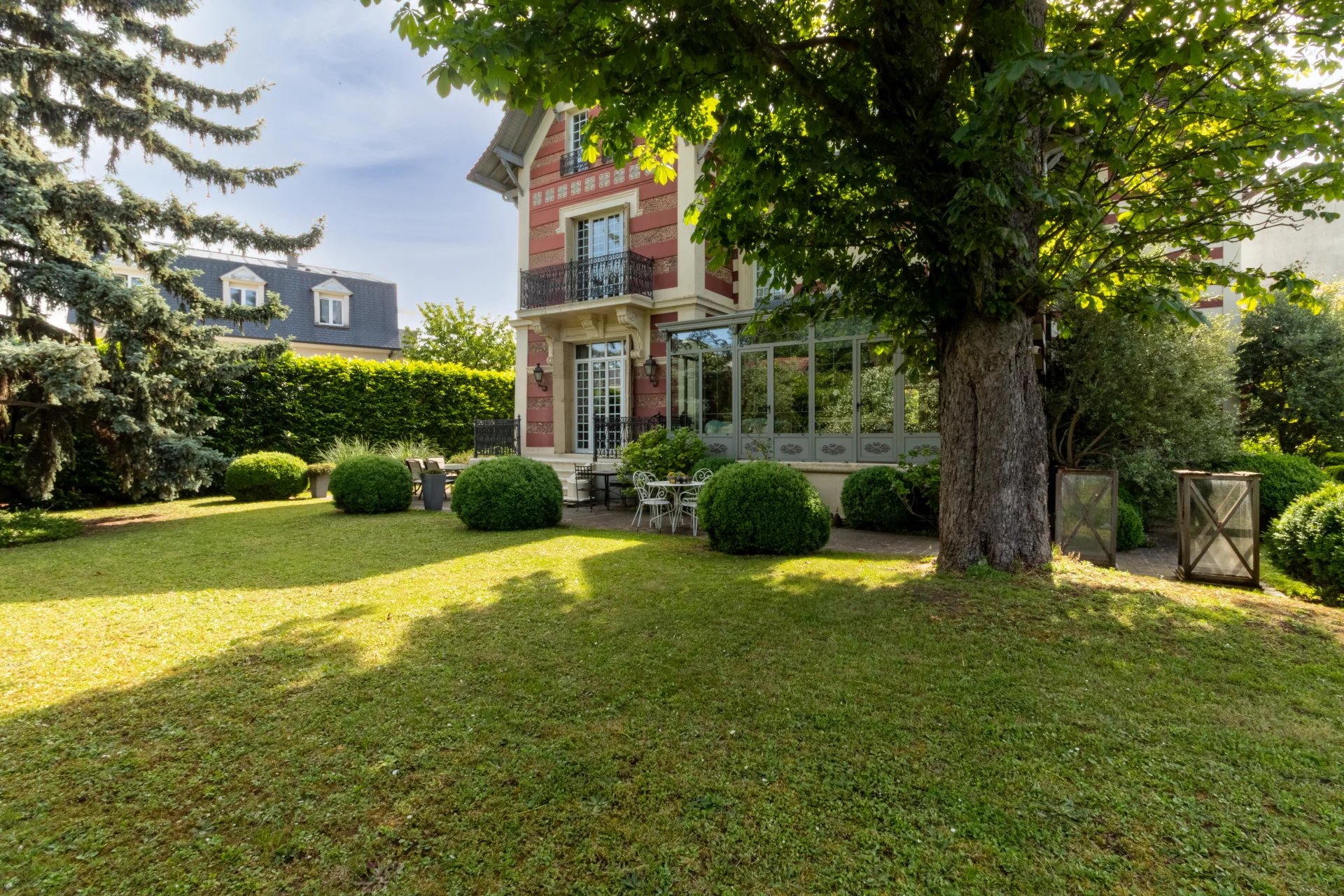Maison, 18 pièces, 0m2