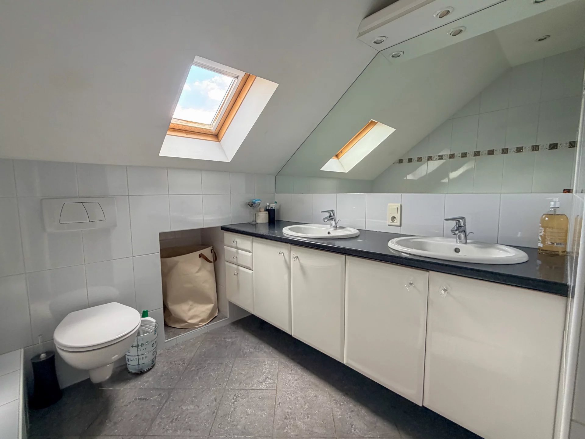 Maison, 7 pièces, 206m2