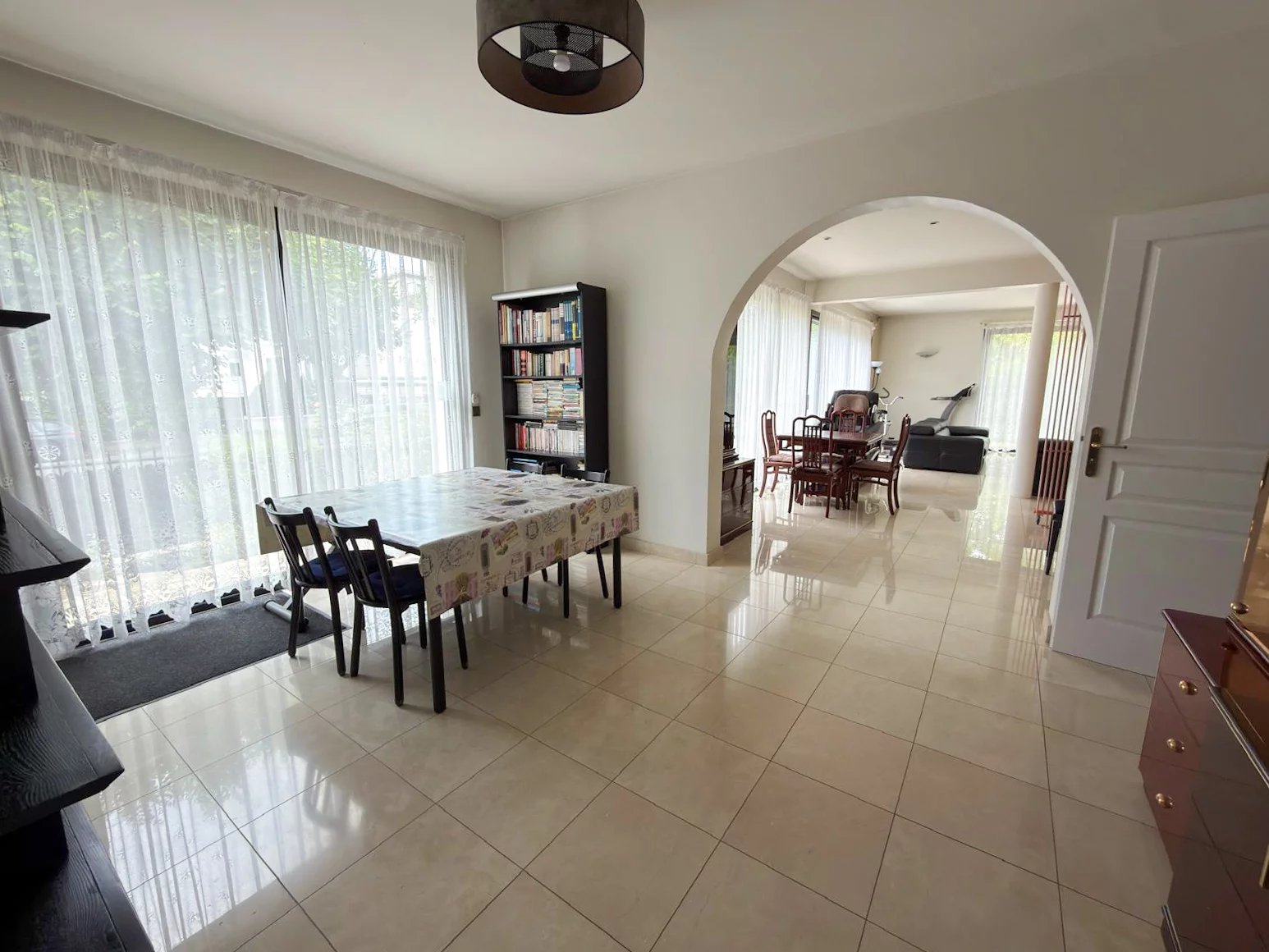 Maison, 8 pièces, 215m2