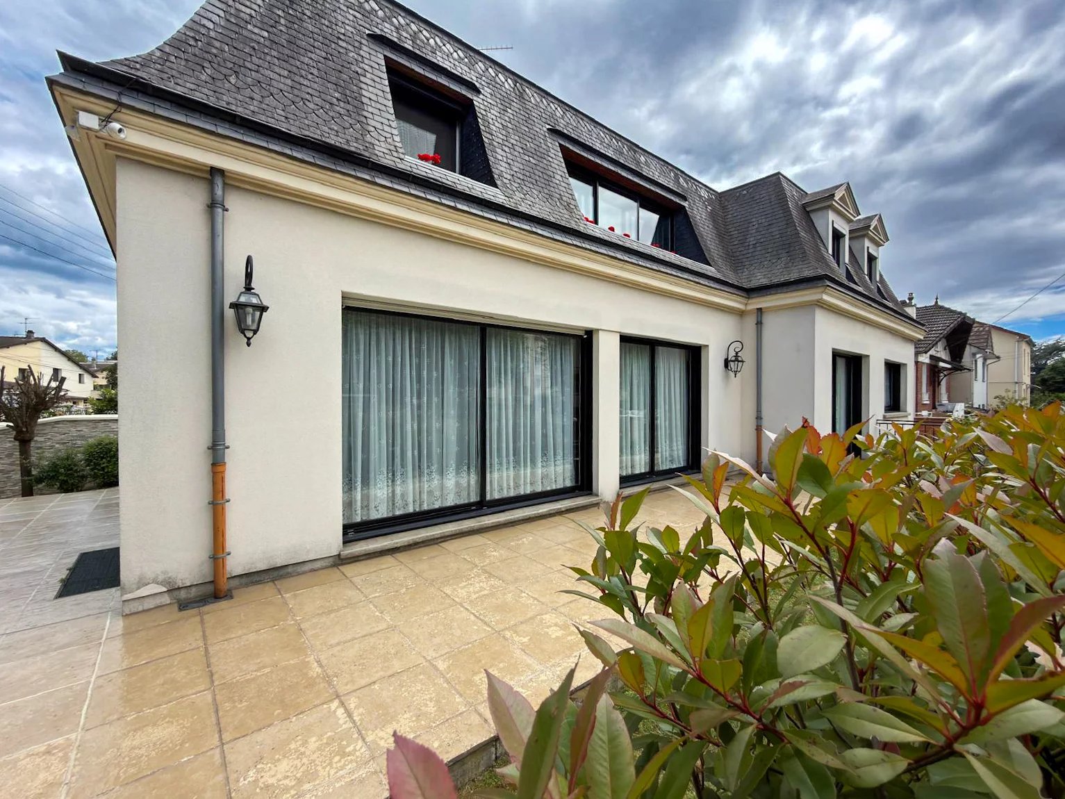 Maison, 8 pièces, 215m2